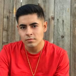 Meet your Posher, Julian